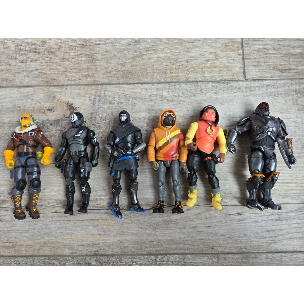 Fortnite‎ Action Figure Lot of 6 - Jazwares 4" Figures - 8-Ball, Doggo, & More